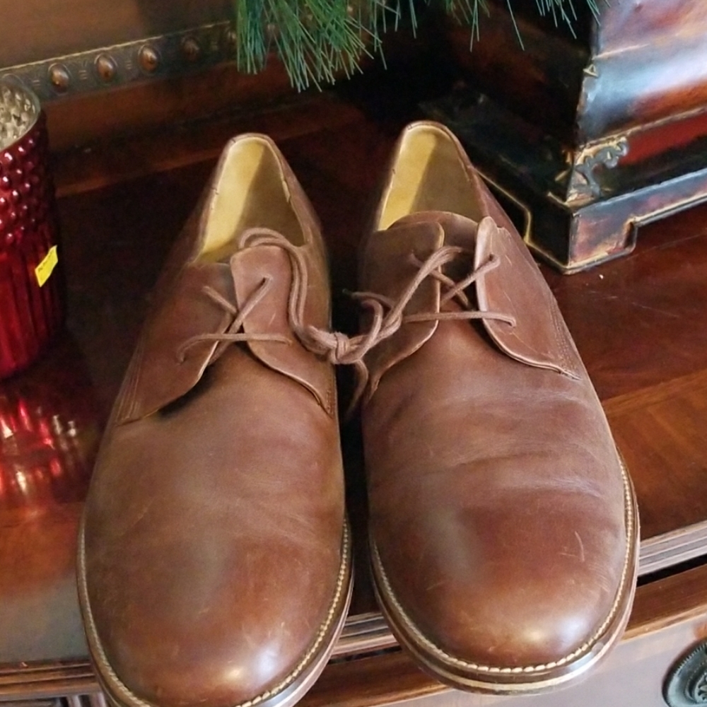 J Shoes leather